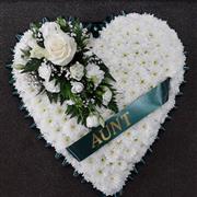 Massed large heart with ribbion