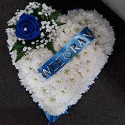 Small massed heart with ribbion 